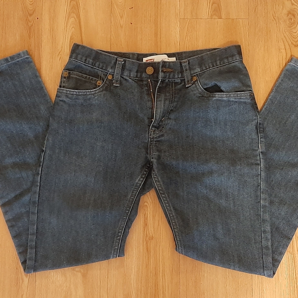 Dark wash Levi's 511 Slim